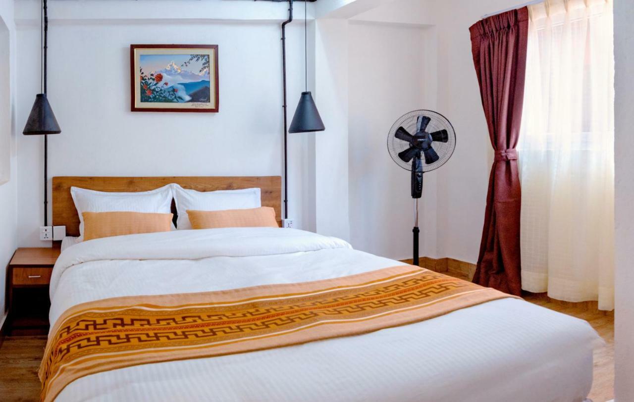 Nexus Inn- The Aparthotel Kathmandu Buitenkant foto